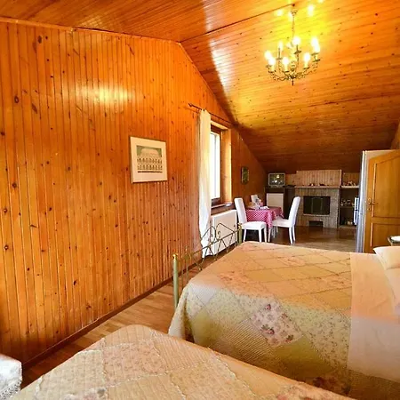 Osteria Di Ramazzano Sleeps 3 Pool Air Con Villa